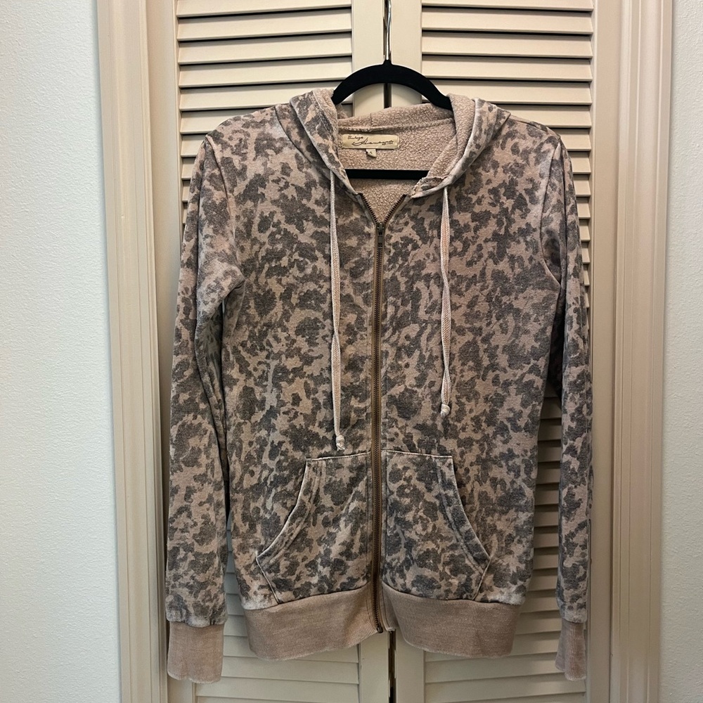 Vintage Havana Evereve leopard hoodie, size small